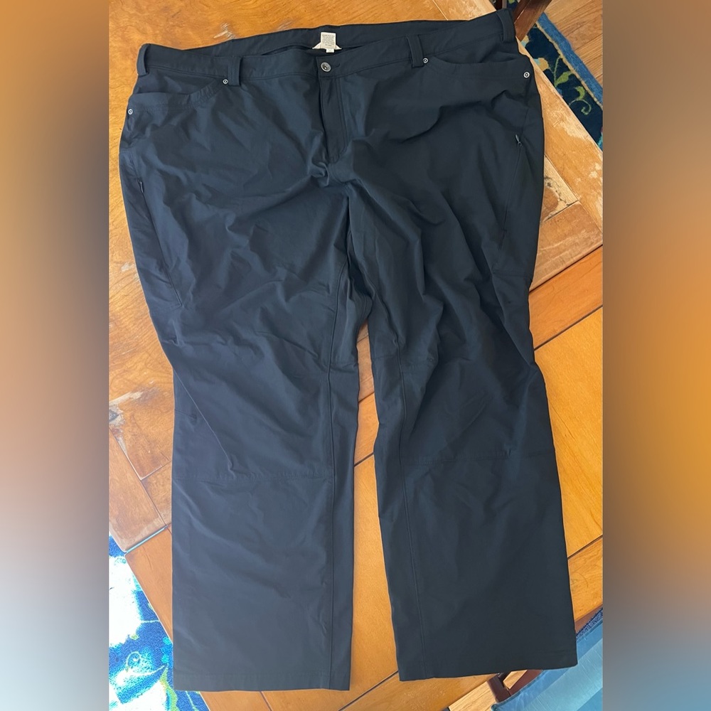 Duluth Trading Co. Flexpedition pants